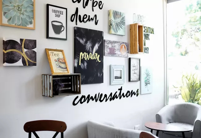 Central Park Cafe offers a harmonious blend of classic American-inspired cuisine and warm Tanzanian hospitality.