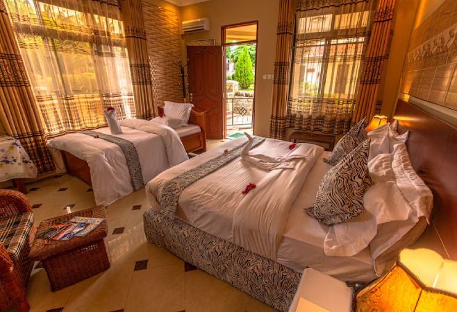 The Lahe Hotels in Mwanza offers family rooms with private bathrooms, air-conditioning, and garden or mountain views