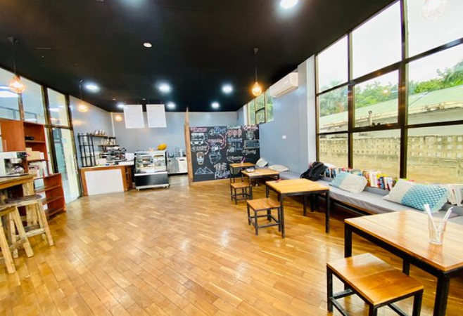 The Ridge Cafe is renowned for its specialty single-origin Tanzanian coffee sourced from smallholder farms nationwide